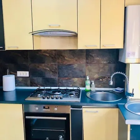 Joy Republicii 19 *